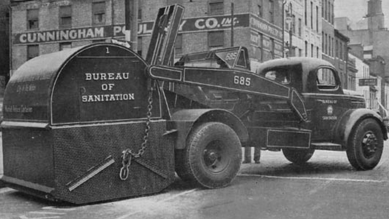 Illustration for article titled The Fascinating History Of The Garbage Truck And The Knoxville Mayor Behind It